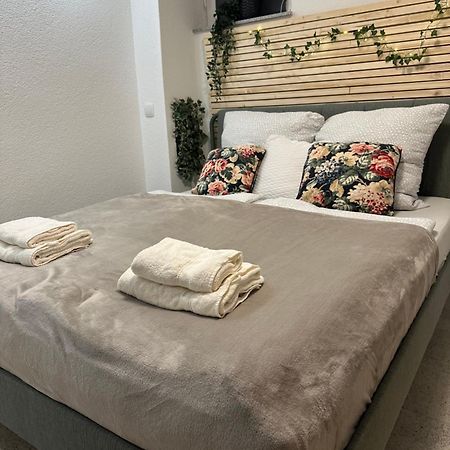 Moderne Ruhige Ferienwohnung Ubstadt-Weiher 외부 사진